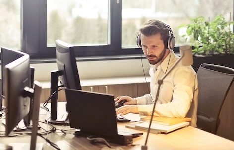 KONTAKT OSS KONTAKT OSS